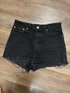 Levi's Black High-Rise Frayed Denim Shorts